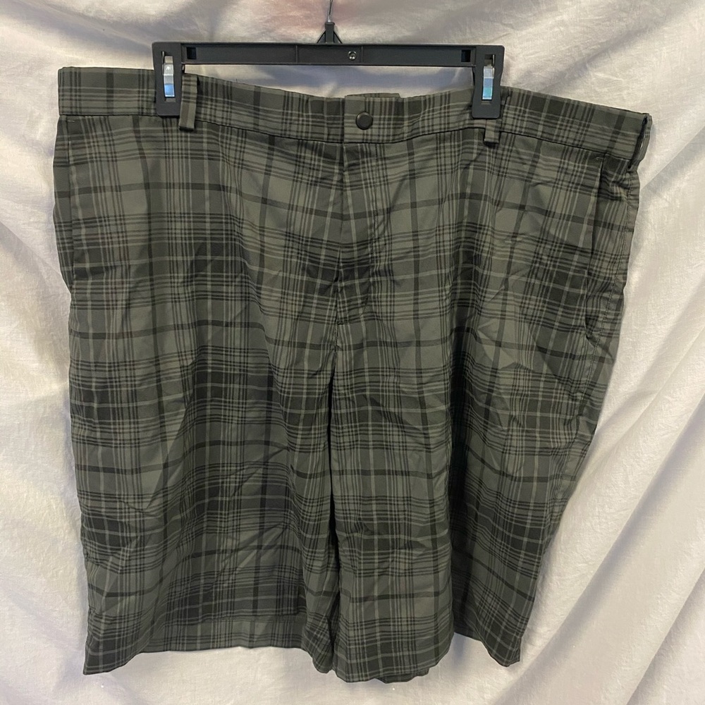 Men’s Nike Tour performance Dri-Fit golf shorts 40